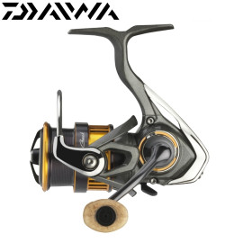 Катушка с передним фрикционом Daiwa 22 Silver Creek X LT